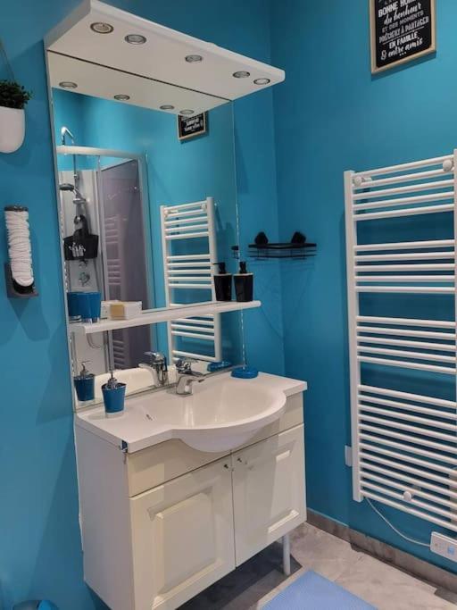 Appartement Chez Graziella Rez-De-Chaussee กาเลส์ ภายนอก รูปภาพ